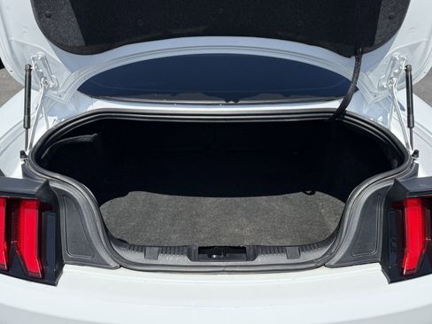 Used 2022 Ford Mustang Premium RWD image 10