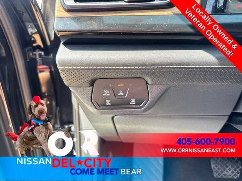 Used 2025 Volkswagen Atlas SE FWD image 18