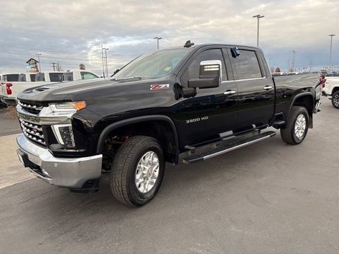 Certified 2022 Chevrolet Silverado 3500 LTZ w/ LTZ Plus Package image 7