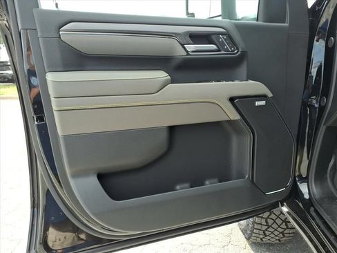 New 2026 Chevrolet Silverado 2500 ZR2 AWD/4WD image 14