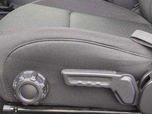 Used 2023 Jeep Gladiator Willys image 14