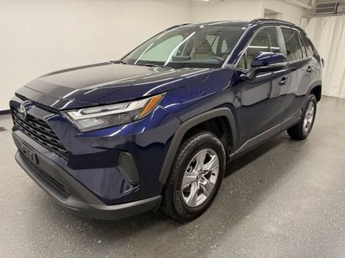 Certified 2025 Toyota RAV4 XLE AWD/4WD image 5