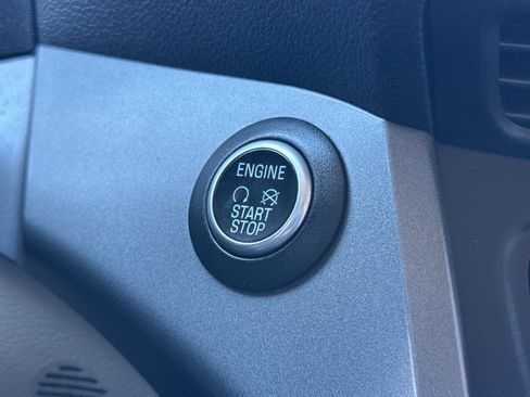 Used 2019 Ford Escape SEL image 22