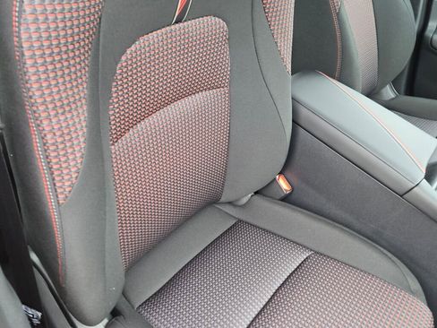 New 2026 Nissan Sentra SR w/ Floor Mat Package FWD image 7