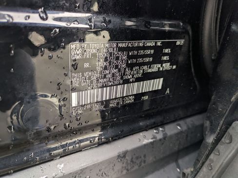 Used 2025 Toyota RAV4 XLE Premium image 43