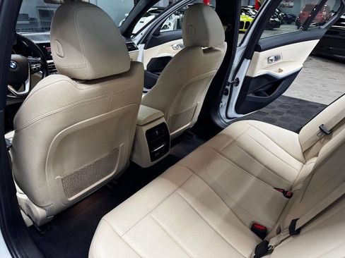 Used 2019 BMW 330i 330i w/ Convenience Package image 46