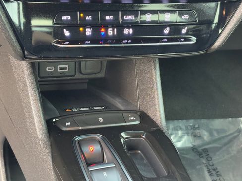 Used 2023 Chevrolet Bolt LT w/ Infotainment Package image 26