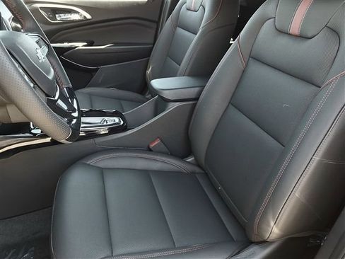 New 2026 Chevrolet Trax RS FWD image 3