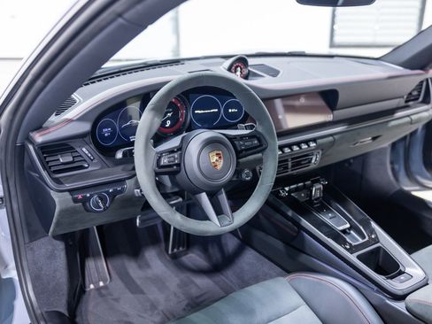 Used 2024 Porsche 911 Carrera GTS RWD image 44