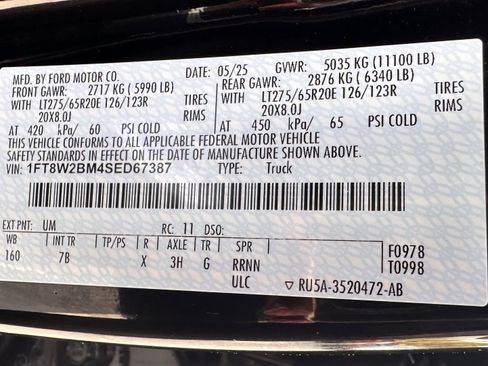 Used 2025 Ford F250 Platinum AWD/4WD image 34
