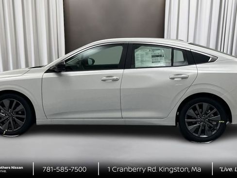 New 2026 Nissan Sentra SL w/ Floor Mat Package FWD image 8