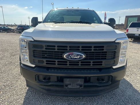 Used 2023 Ford F450 XL image 3