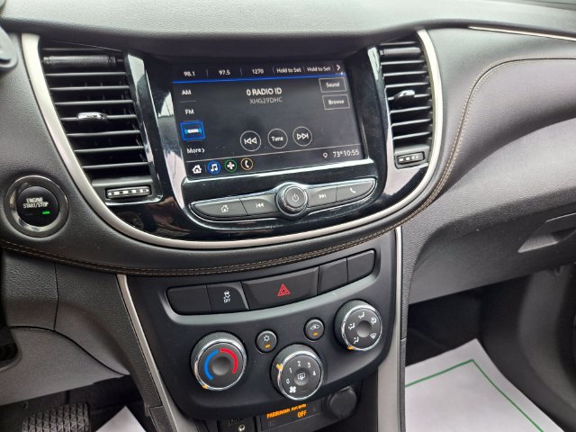 Used 2020 Chevrolet Trax LT w/ Redline Edition FWD image 26