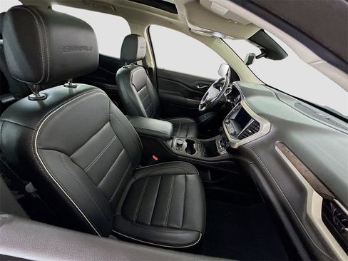 Used 2022 GMC Acadia Denali w/ Denali Ultimate Package image 24