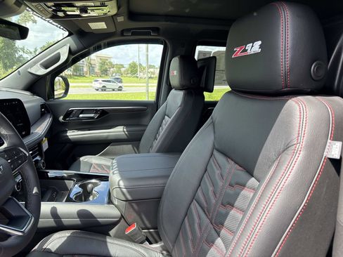 New 2026 Chevrolet Tahoe Z71 w/ Z71 Off-Road Package AWD/4WD image 22