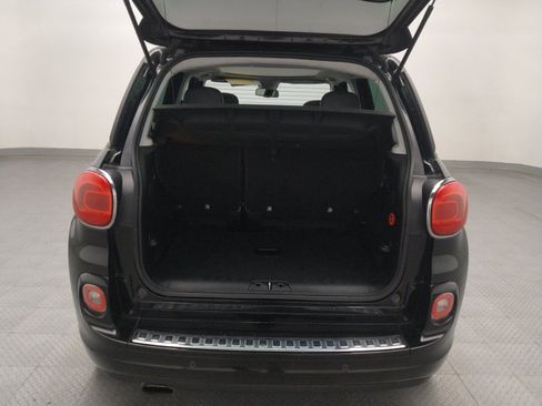 Used 2017 FIAT 500L Lounge w/ Dual-Pane Sunroof Package image 29