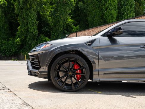 Used 2020 Lamborghini Urus AWD/4WD image 4