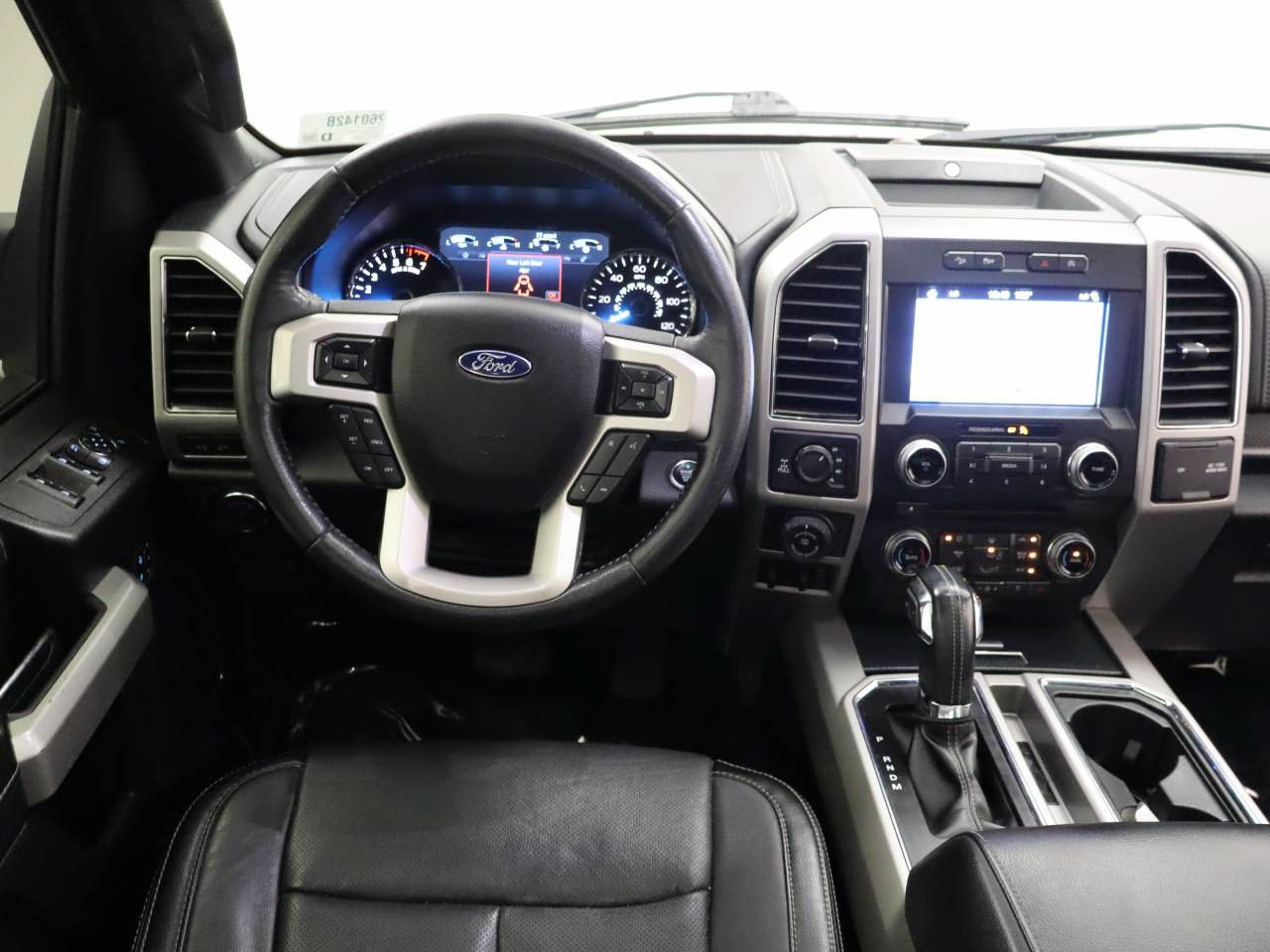 Used 2018 Ford F150 Lariat w/ Equipment Group 501A Mid AWD/4WD image 15