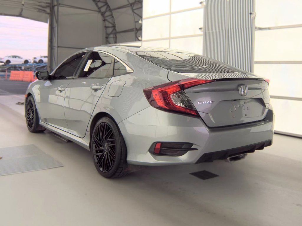 Used 2019 Honda Civic Sport image 4