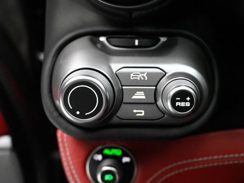 Used 2022 Ferrari Portofino M RWD image 83