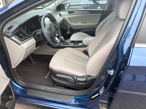 Used 2018 Hyundai Sonata SE FWD image 9