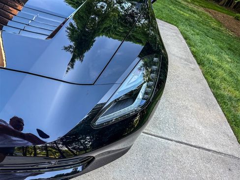 Used 2018 Chevrolet Corvette Stingray Coupe w/ 2LT Preferred Equipment Group image 18