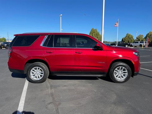 Used 2021 Chevrolet Tahoe LT AWD/4WD image 2
