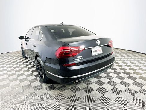 Used 2017 Volkswagen Passat 1.8T SE image 7