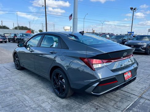 New 2026 Hyundai Elantra Sport FWD image 5