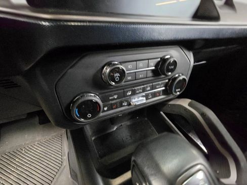 Used 2021 Ford Bronco Outer Banks w/ Sasquatch Package image 16