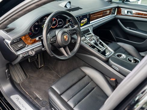 Used 2023 Porsche Panamera Turbo S AWD/4WD image 9