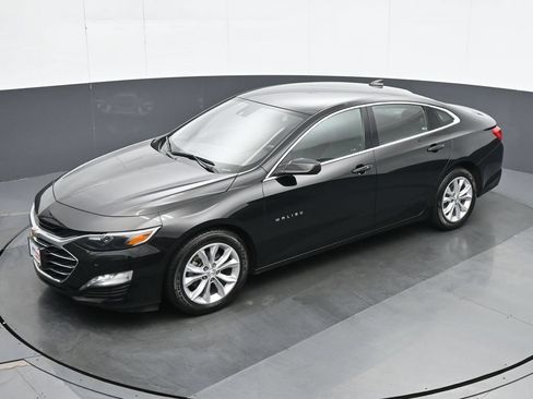 Used 2025 Chevrolet Malibu LT FWD image 17