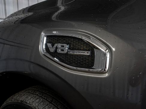 Used 2017 Nissan Titan SL AWD/4WD image 53