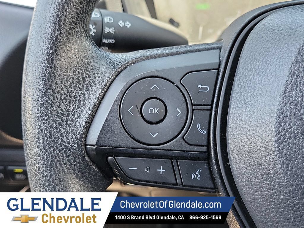 Used 2024 Toyota Corolla LE FWD image 30