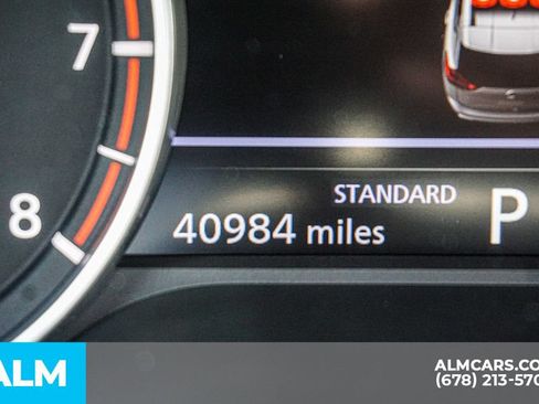 Used 2025 Nissan Rogue SV FWD image 53