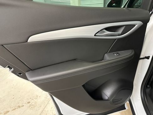 Certified 2024 Buick Envision Avenir image 20