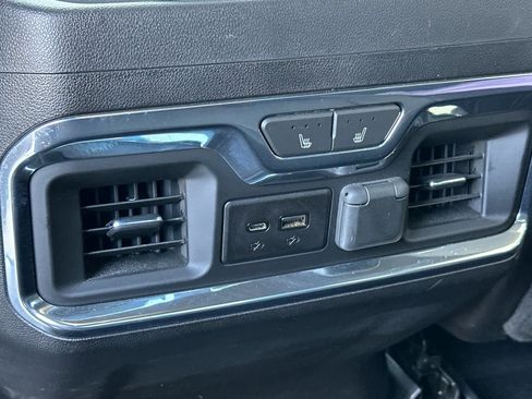 Used 2019 Chevrolet Silverado 1500 High Country image 13