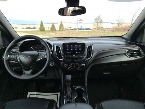 Used 2024 Chevrolet Equinox RS w/ RS Leather Package image 39