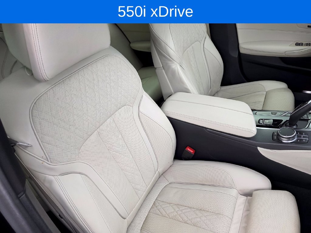 Used 2021 BMW M550i xDrive w/ Premium Package AWD/4WD image 30
