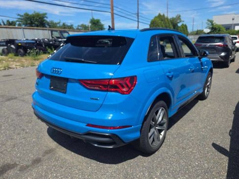 Used 2022 Audi Q3 2.0T Premium Plus AWD/4WD image 2