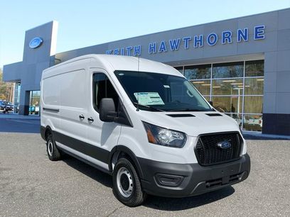 New 2025 Ford Transit 250 148 Medium Roof w/ Load Area Protection Package