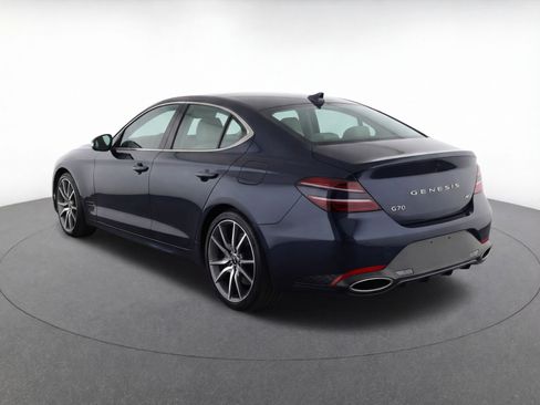 Used 2025 Genesis G70 2.5T AWD/4WD image 6