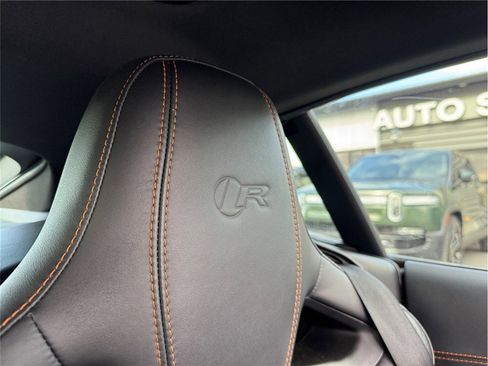 Used 2017 Jaguar F-TYPE R AWD/4WD image 27