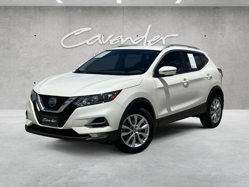 Used 2021 Nissan Rogue Sport SV FWD image 1