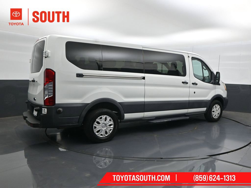 Used 2015 Ford Transit 350 XLT RWD image 2