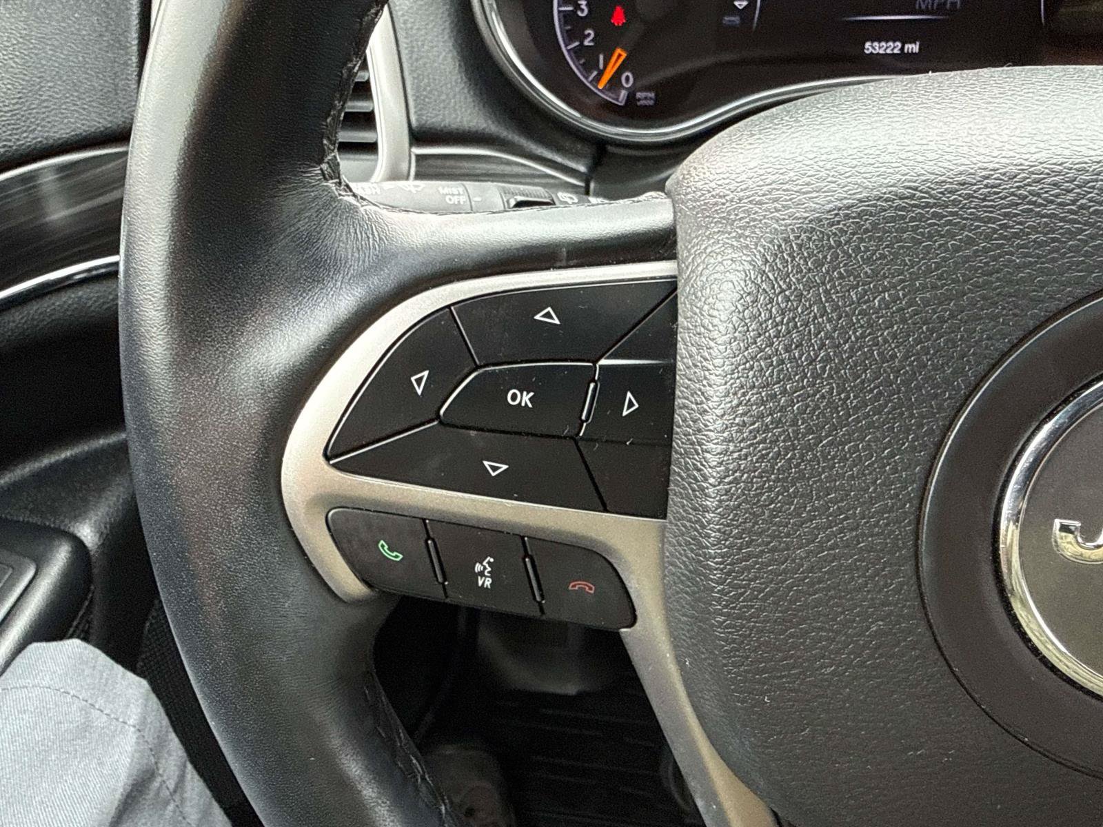 Used 2022 Jeep Grand Cherokee Limited AWD/4WD image 24