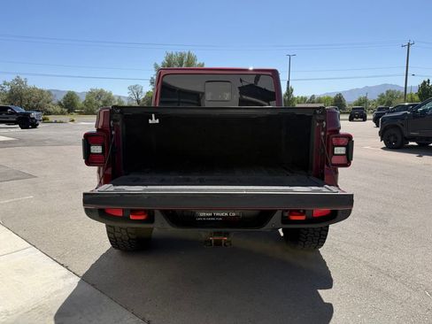 Used 2021 Jeep Gladiator Mojave AWD/4WD image 6