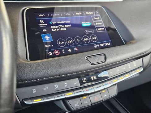 Used 2022 Cadillac XT4 Premium Luxury w/ Enhanced Visibility Package FWD image 8