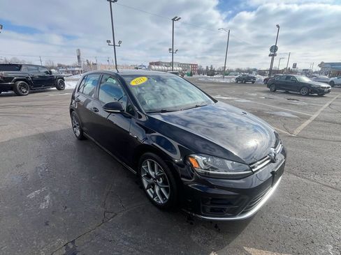 Used 2017 Volkswagen Golf R 4-Door AWD/4WD image 7