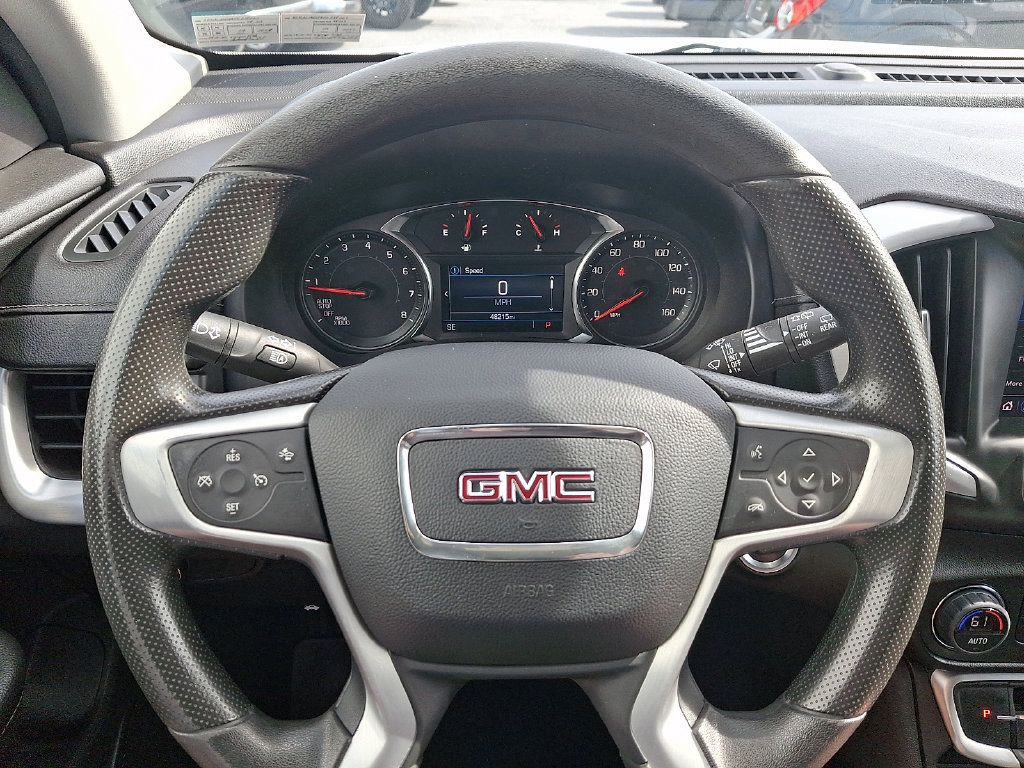Used 2023 GMC Terrain SLE FWD image 22